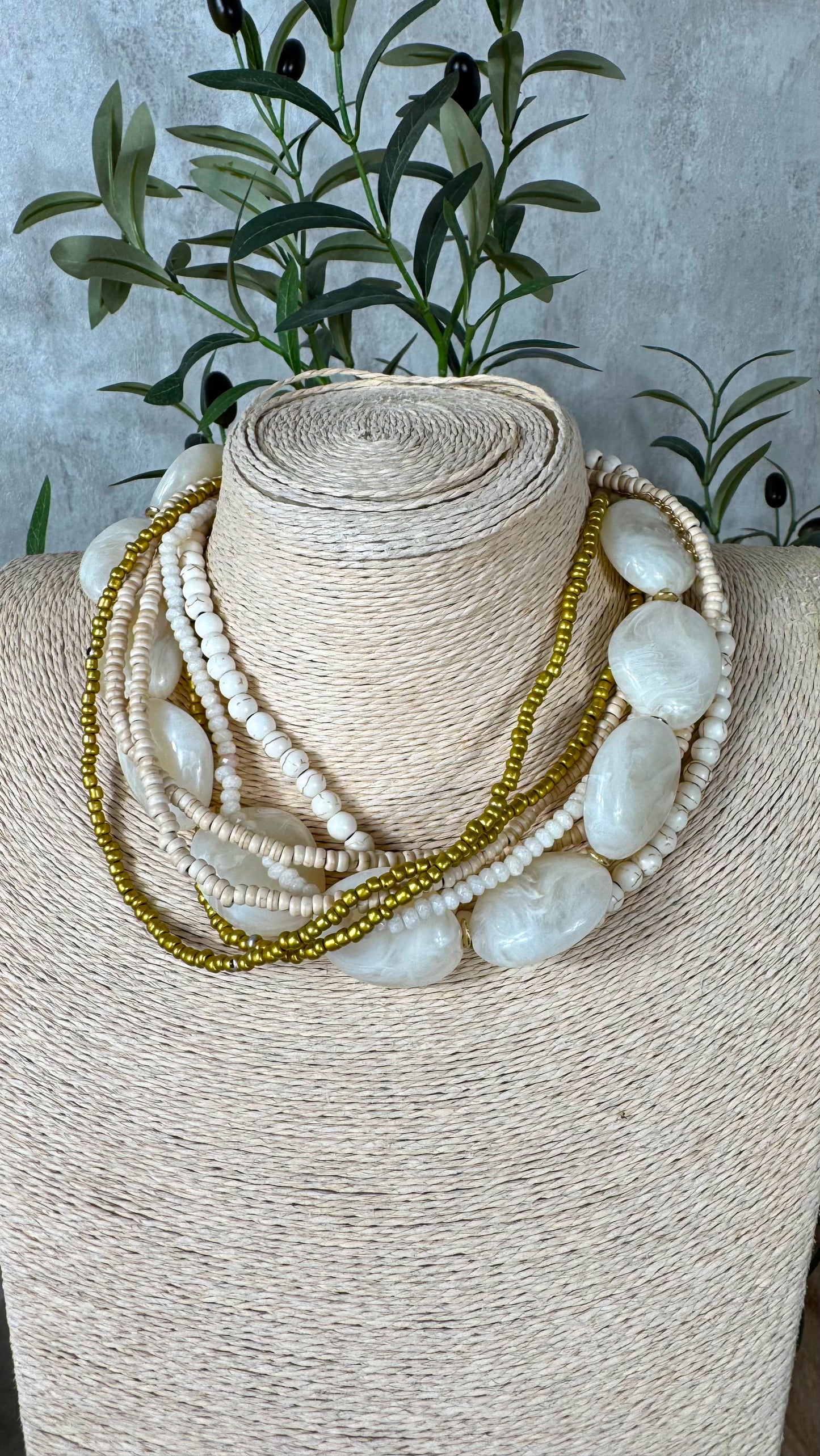 Collar Beige