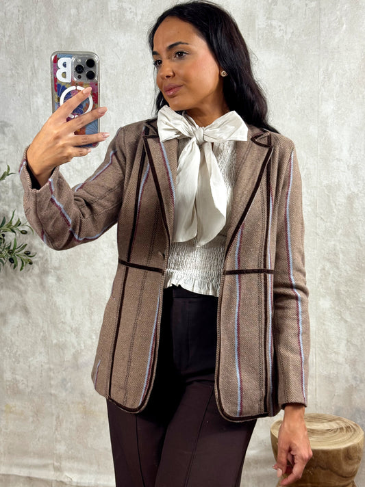 Blazer Castaña