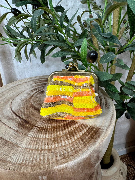 Monedero amarillo